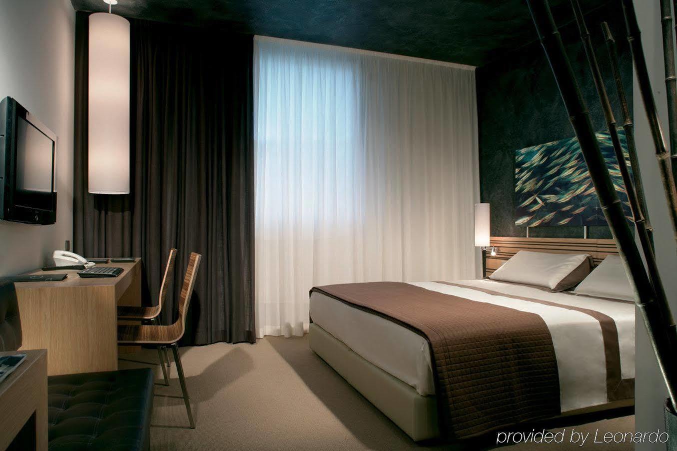 Sea Art Hotel Vado Ligure Rom bilde